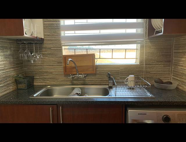 3 BEDROOM HOUSE FOR SALE IN KOSMOSDAL